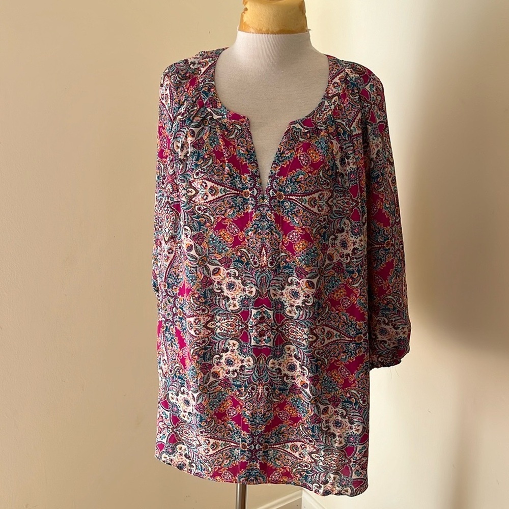 New! Rose & Olive 1X pink multi floral top.